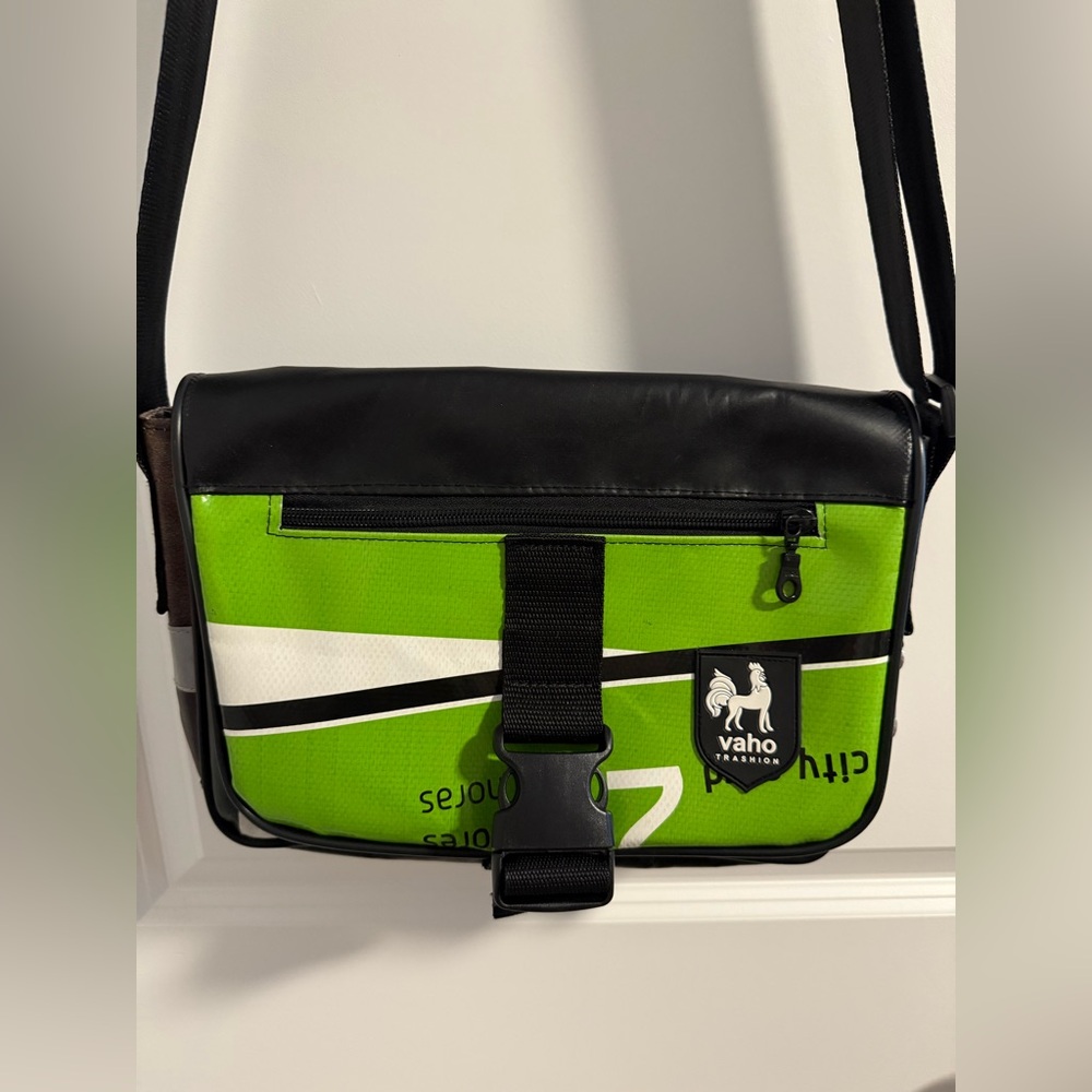 Vaho Trashion Upcycled Crossbody Messenger Bag – Eco-Friendly & Bold
